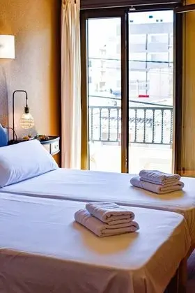 Comfort Tek Büyük Yataklı Oda