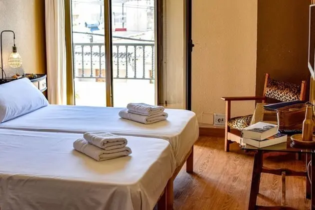 Comfort Tek Büyük Yataklı Oda