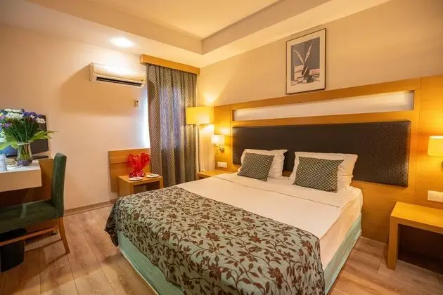 https://images.etstur.com/imgproxy/resize/2560x1440/files/images/hotelImages/etsrooms/888/Marbel_Hotel_By_Palmwings_20251223104824_2.png