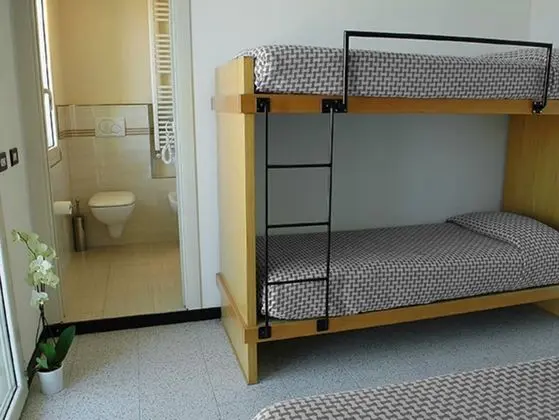 Standard Dört Kişilik Oda