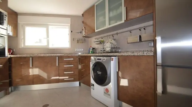 Apart Daire, 2 Yatak Odası, 2 Banyolu, Okyanus Manzaralı