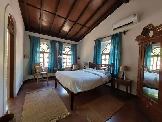 Bougainvillea Room