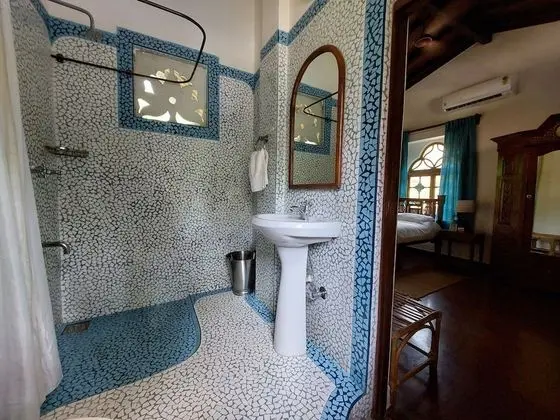 Bougainvillea Room