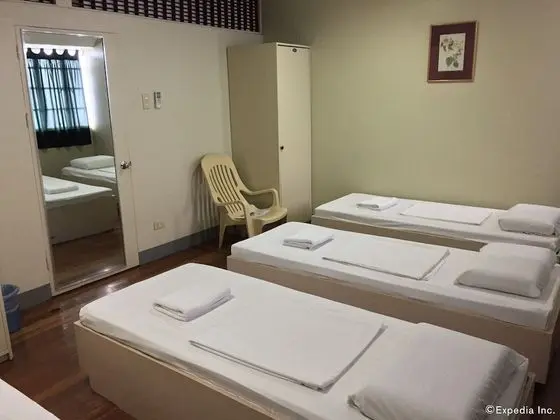 Ortak Ranzalı Oda, 1 Tek Kişilik Yatak, Ortak Banyo (3 Adults)