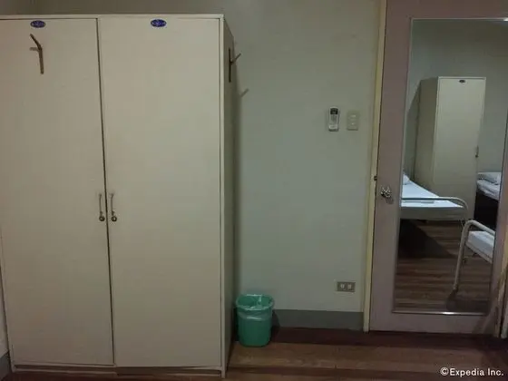 Ortak Ranzalı Oda, 1 Tek Kişilik Yatak, Ortak Banyo (4 Adults)