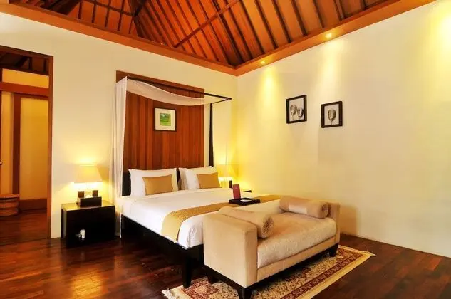 Two Bedroom Pool Suite