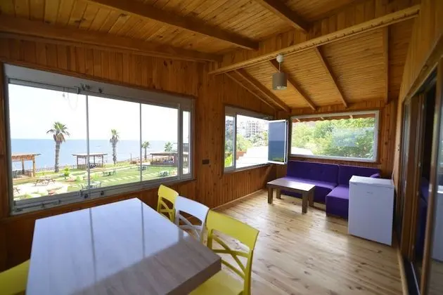 Business Bungalow, Beach View