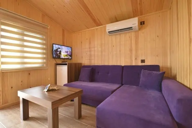 Business Bungalow, Beach View