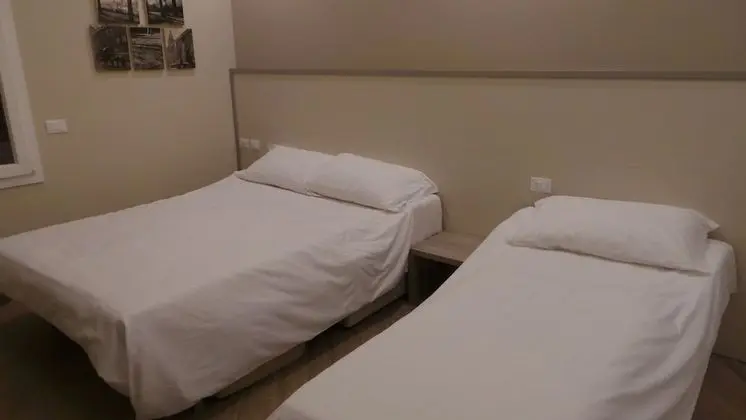 Economy Tek Büyük Yataklı Oda, Ortak Banyo