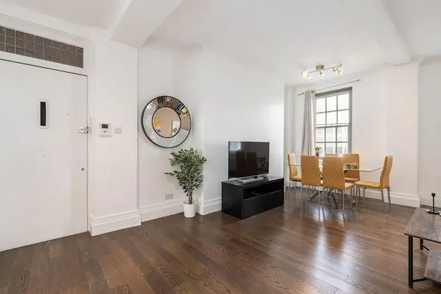 Superior Apart Daire, Banyolu/Duşlu (in Marble arch )