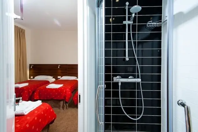 Family Oda, Özel Banyo (for 6 people)
