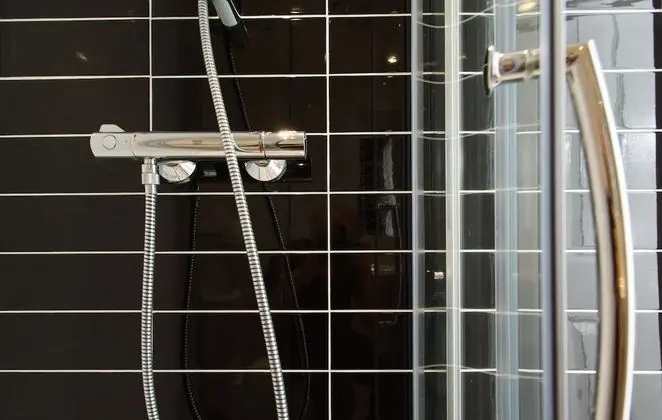 Üç Kişilik Oda, Özel Banyo