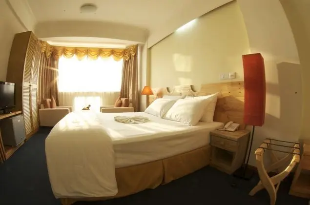 Super Deluxe Room