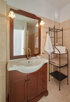 Deluxe Çatı Katı (Loft), Sigara İçilmez (Blue Marble)
