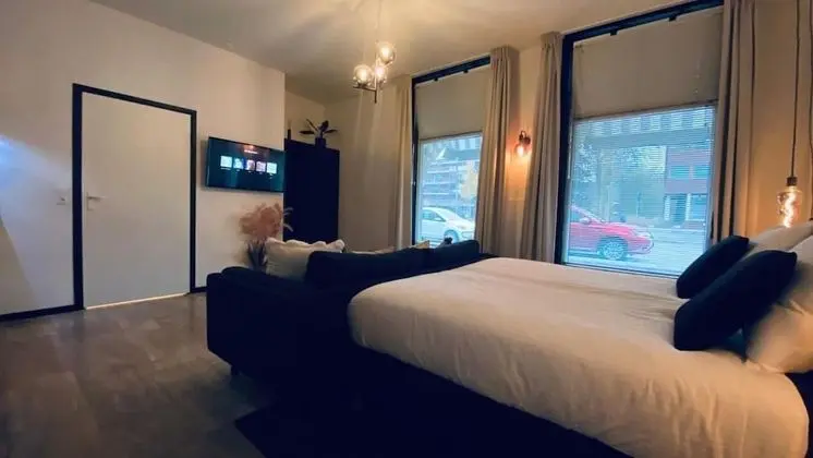 Deluxe Stüdyo Süit