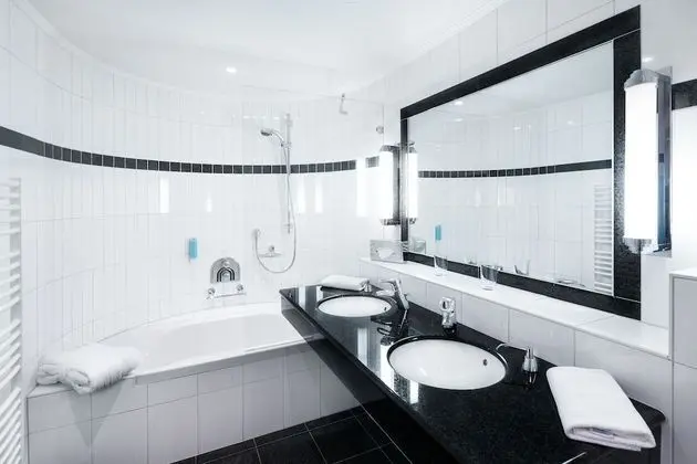 Junior Süit, Bahçe Manzaralı