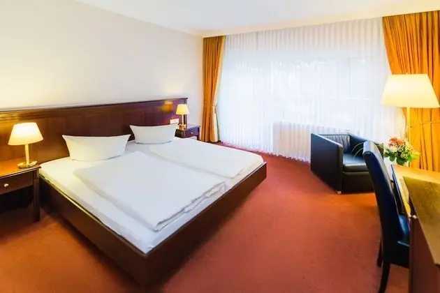 Tek Büyük Yataklı Oda, Balkon