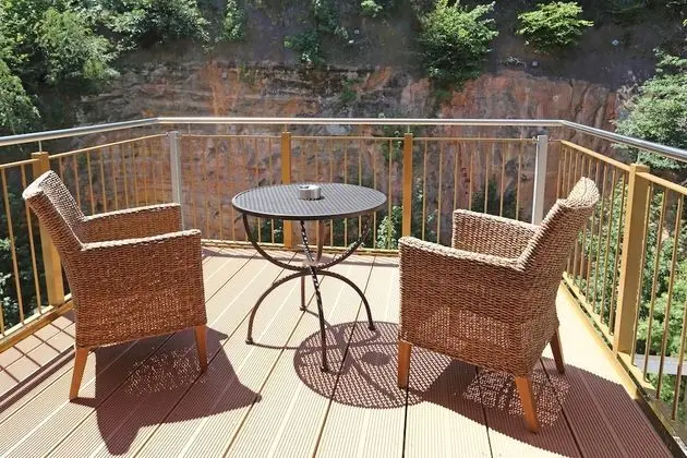 Deluxe Oda (back side)