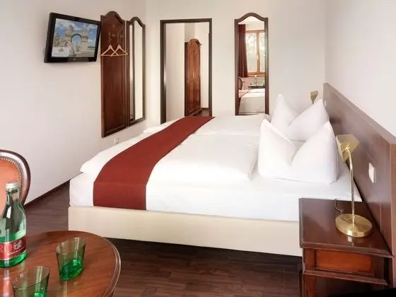 Tek Büyük Yataklı Oda