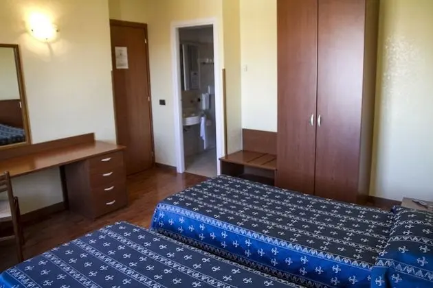 Economy Üç Kişilik Oda