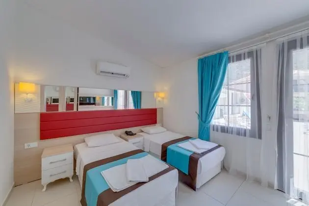 https://images.etstur.com/files/images/hotelImages/TR/50800/l/Marcan-Beach-Oda-384144.jpg