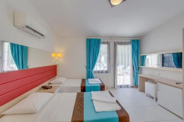 https://images.etstur.com/files/images/hotelImages/TR/50800/l/Marcan-Beach-Oda-384148.jpg