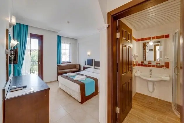 https://images.etstur.com/files/images/hotelImages/TR/50800/l/Marcan-Beach-Oda-384152.jpg
