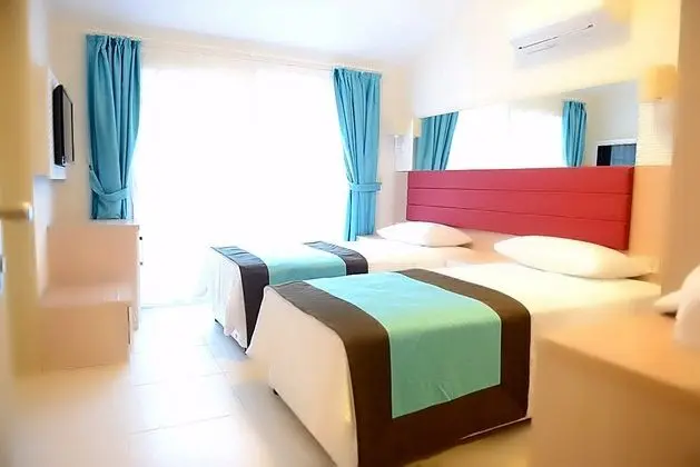 https://imagessl.etstur.com/files/images/hotelImages/test/TR/50803/l/DSC_0575--1214-x-810-.jpg