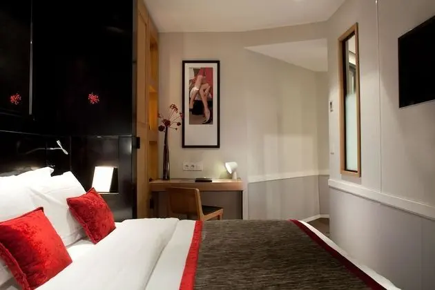 Deluxe Tek Büyük Yataklı Oda