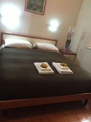 Dört Kişilik Oda, Ortak Banyo