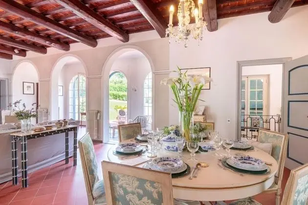 Villa, Sigara İçilebilir