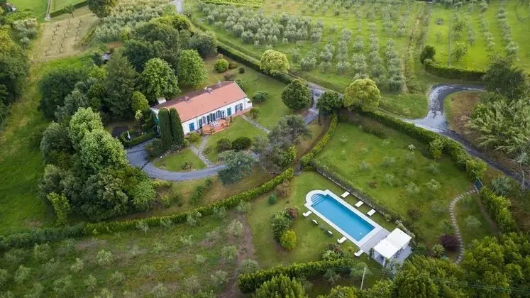 Villa, Sigara İçilebilir