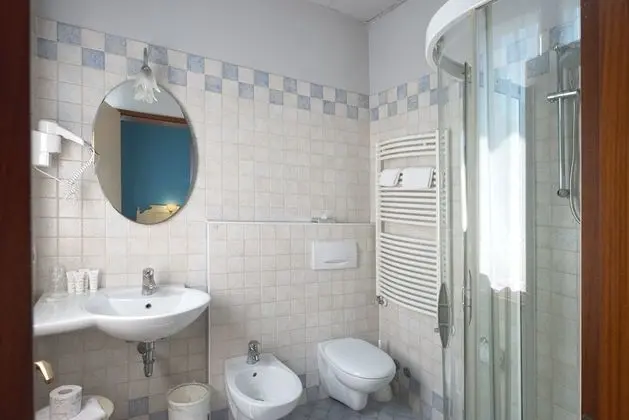 Romantic Tek Büyük veya İki Ayrı Yataklı Oda