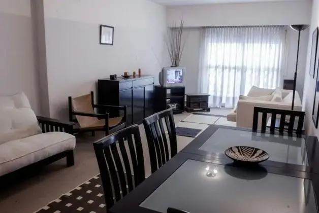 Apart Daire, 1 Çift Kişilik Yatak, Sigara İçilmez