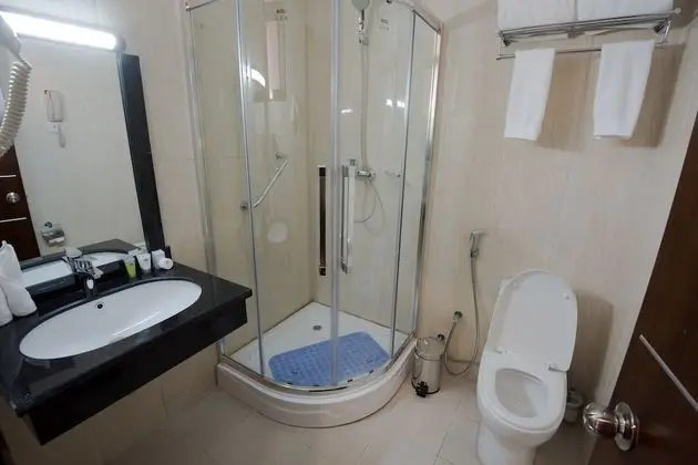 Deluxe Tek Büyük Yataklı Oda, 1 Büyük (Queen) Boy Yatak, Sigara İçilmez, Şehir Manzaralı