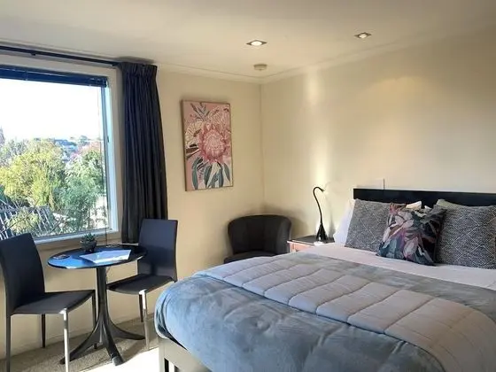 Apart Daire, 1 Yatak Odası, Mutfak, Bahçe Manzaralı