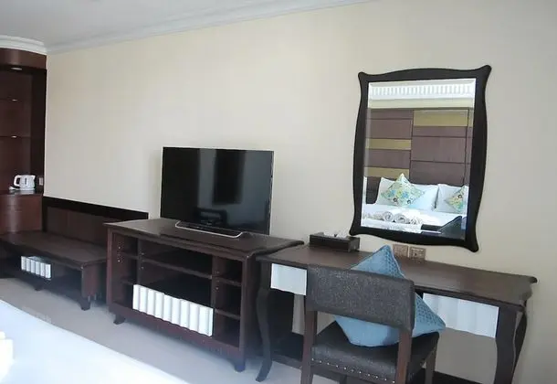 Deluxe Double City View Room