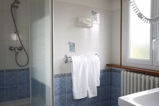 Economy Tek Büyük veya İki Ayrı Yataklı Oda