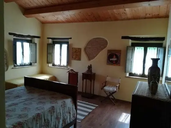 Deluxe Üç Kişilik Oda, Tepe Manzaralı