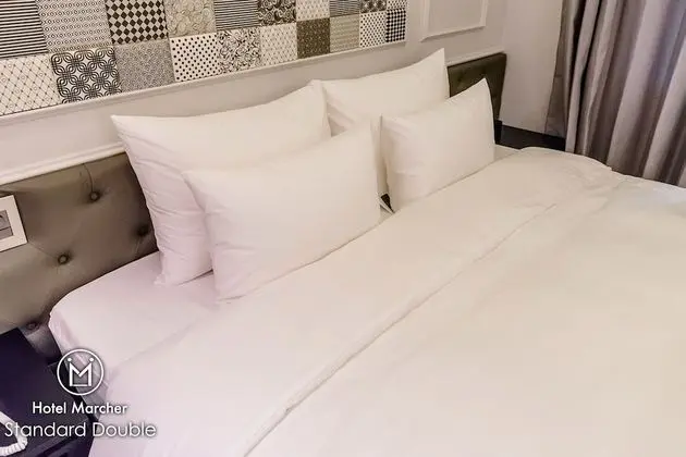 Standard Tek Büyük Yataklı Oda