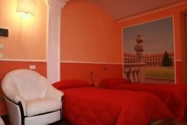 Üç Kişilik Oda