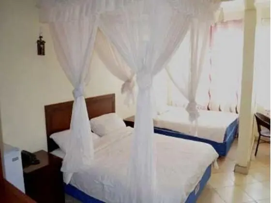 Tek Büyük veya İki Ayrı Yataklı Oda