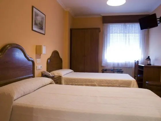 Tek Büyük veya İki Ayrı Yataklı Oda