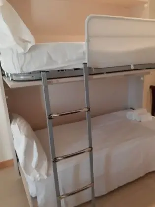 Family Dört Kişilik Oda