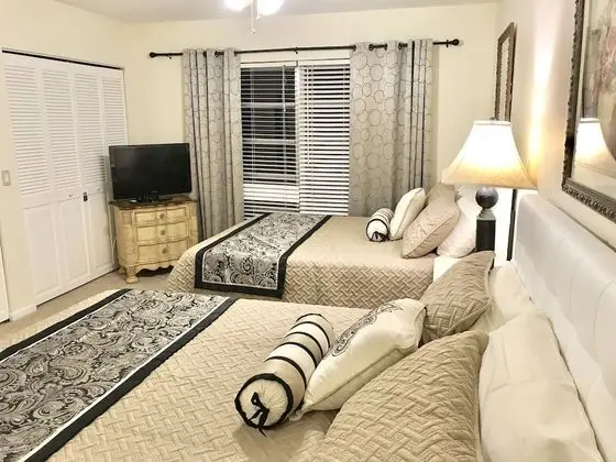 Deluxe Ev, Birden Çok Yatak, Kişiye Özel Havuzlu, Kanal Manzaralı