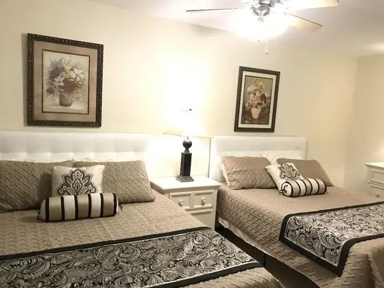 Deluxe Ev, Birden Çok Yatak, Kişiye Özel Havuzlu, Kanal Manzaralı
