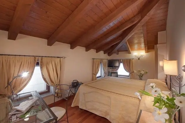 Economy Tek Büyük Yataklı Oda