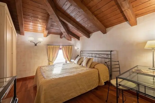 Economy Tek Büyük Yataklı Oda