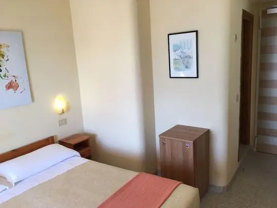 Tek Büyük Yataklı Oda, Balkon, Deniz Manzaralı