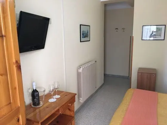 Tek Büyük Yataklı Oda, Balkon, Şehir Manzaralı